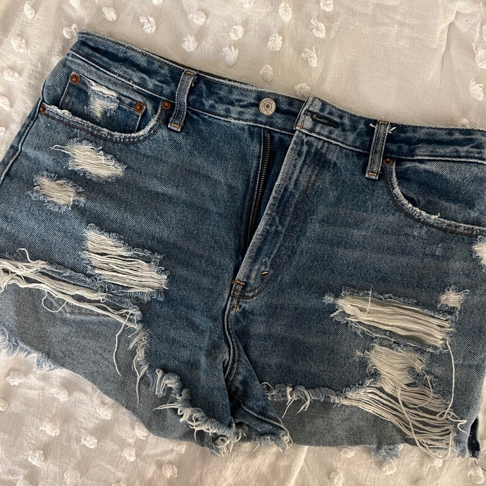 Abercrombie & Fitch Annie High Rise Short